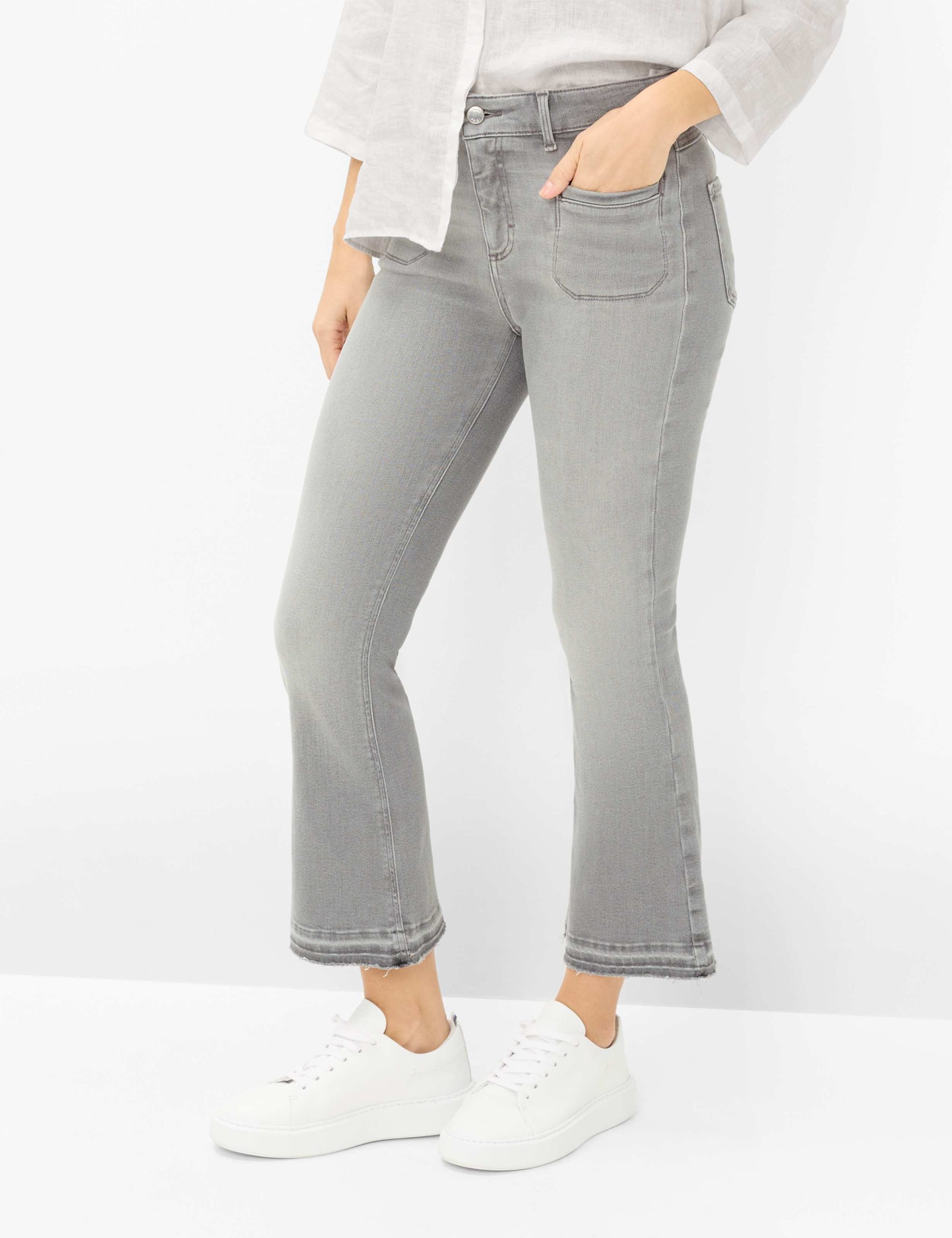 brax-jeans-damen-389gdi-1.jpg brax jeans damen – Bild 1