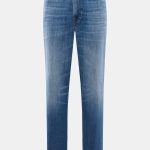 closed jeans