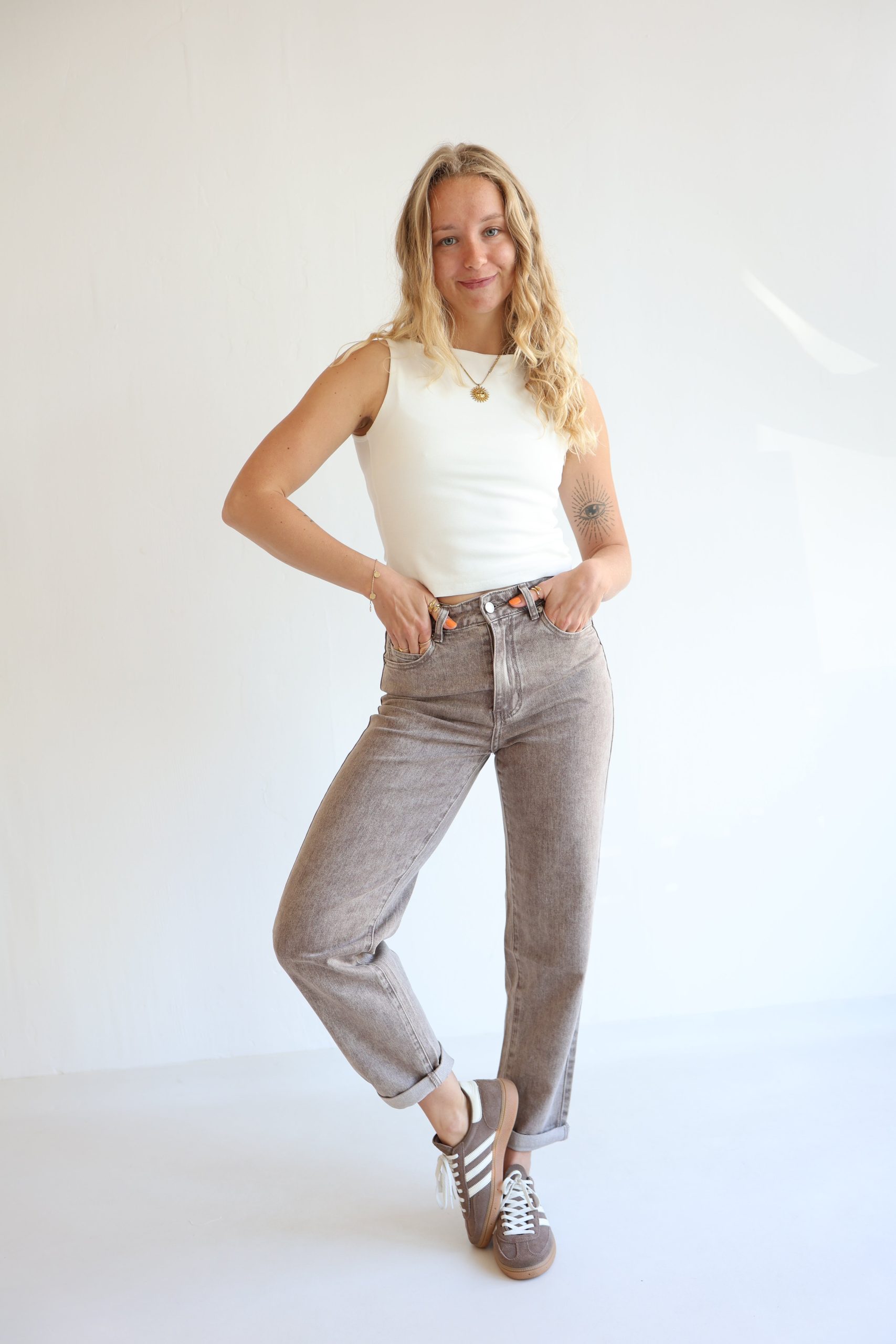 momjeans-821uyk-1.jpg momjeans – Bild 1