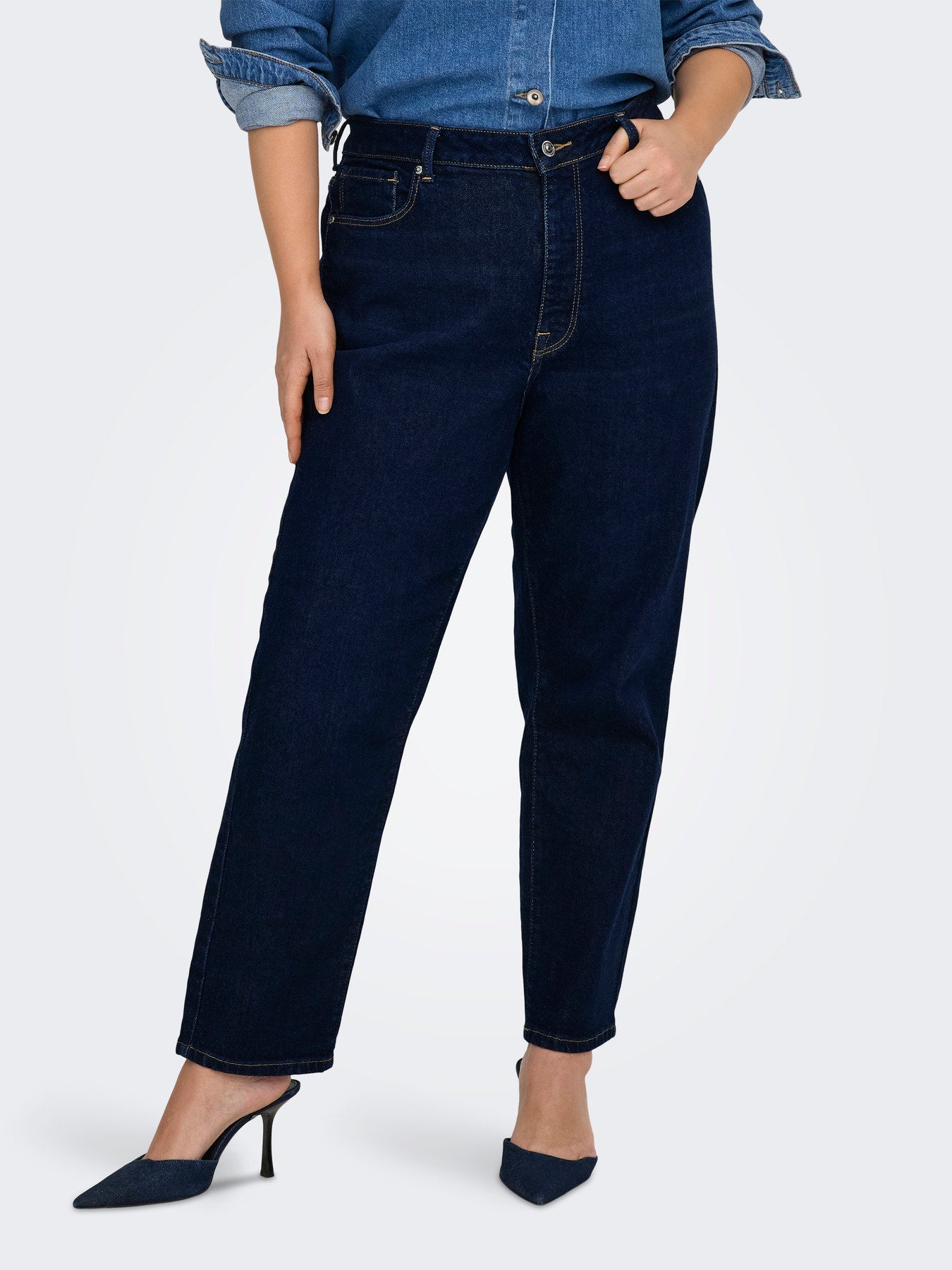 only-carmakoma-jeans-049woc-1.jpg only carmakoma jeans – Bild 1