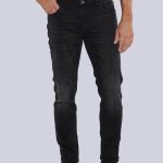 schwarze jeans