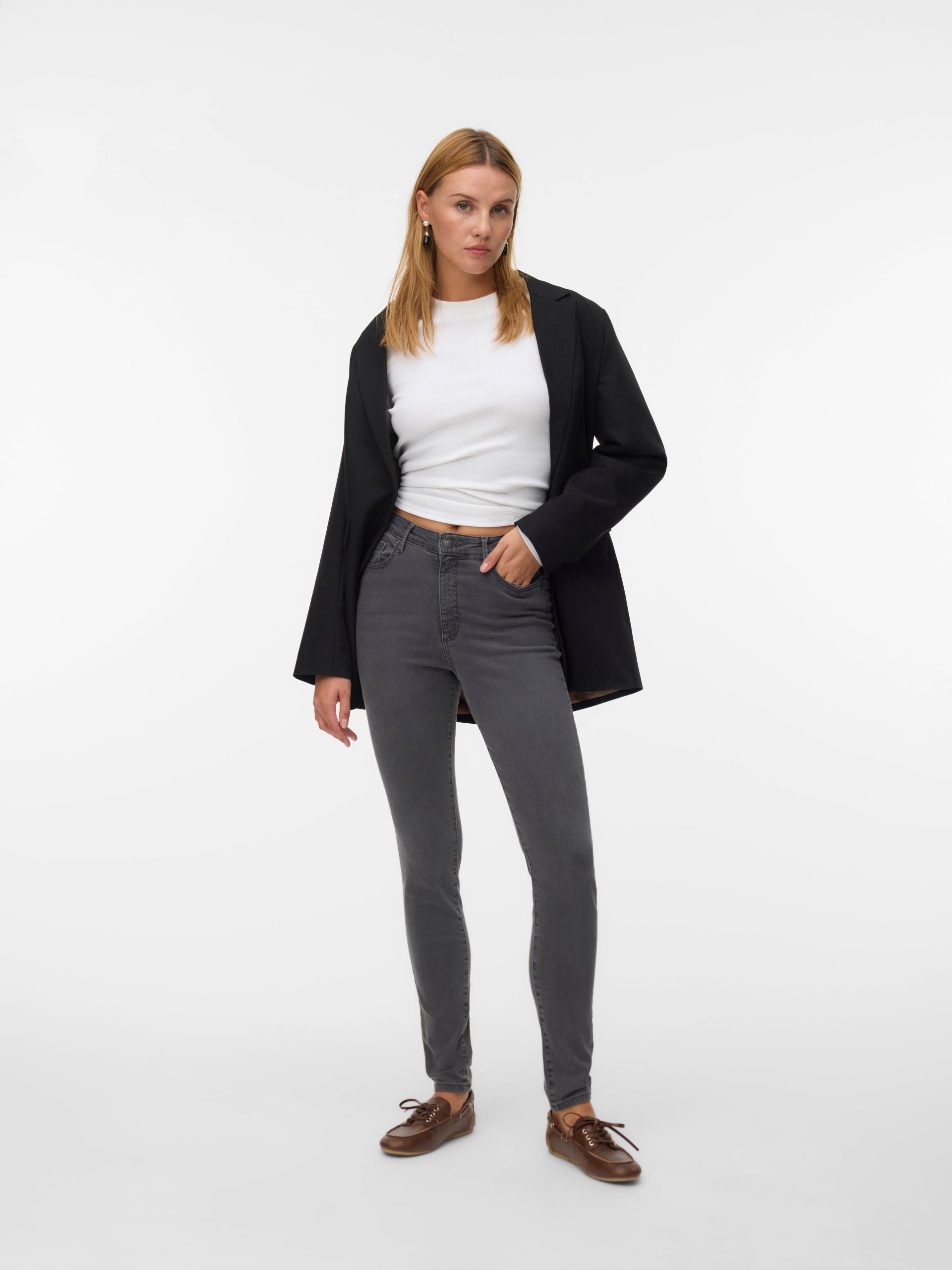 vero-moda-jeans-104dzm-1.jpg vero moda jeans – Bild 1